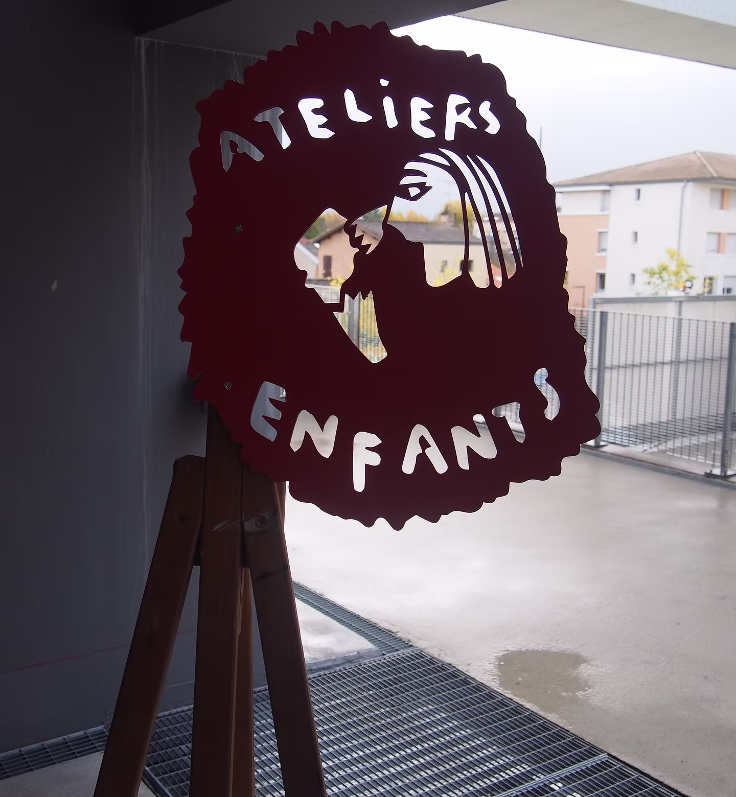 Signalétique découpe laser — Ateliers enfants